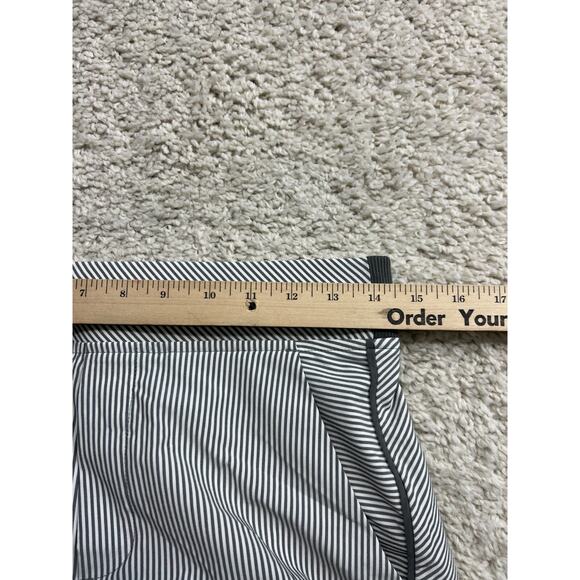 Athleta Brooklyn Pull On Striped Ankle Pants Womens Size 6 Gray White Athleisure - Picture 10 of 13